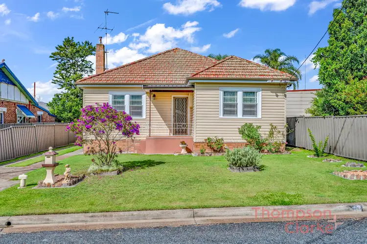 12 Porter Avenue, East Maitland NSW 2323