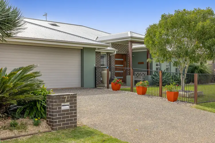 Second view of Homely house listing, 7 Argus Court, Middle Ridge QLD 4350