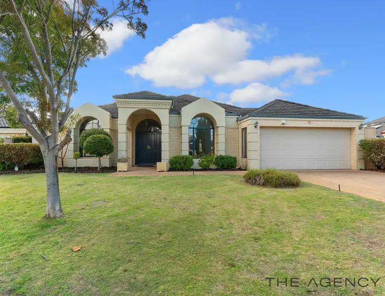 27 Bennett Drive, Canning Vale WA 6155