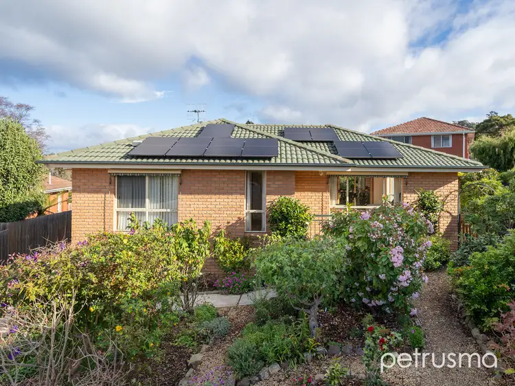 17 Melaleuca Drive, Blackmans Bay TAS 7052