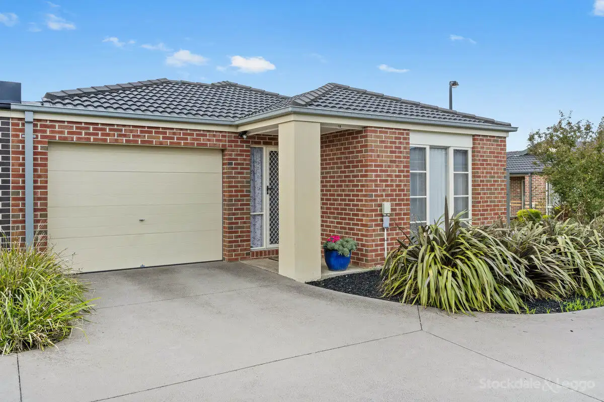 Main view of Homely unit listing, 18 Newcastle Way, Langwarrin VIC 3910