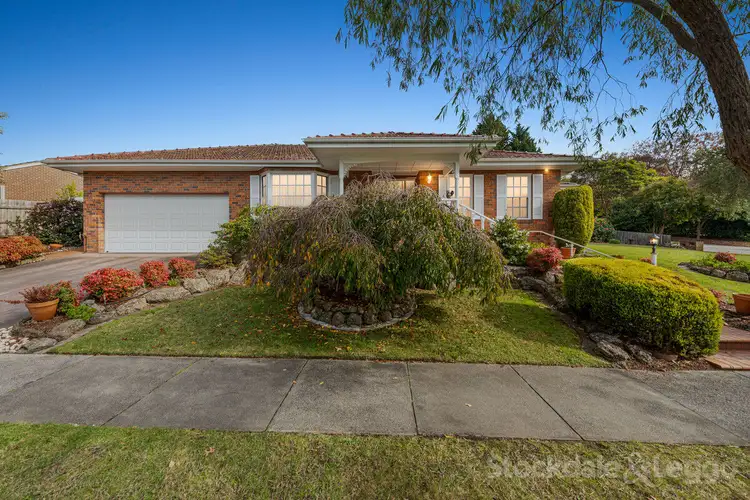 6 Petronella Avenue, Wheelers Hill VIC 3150