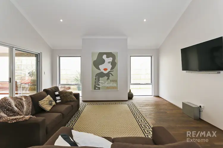 4 Chine Way, Alkimos WA 6038