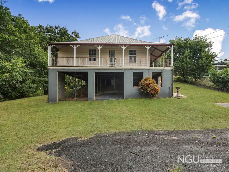 6 Johnstone Street, West Ipswich QLD 4305