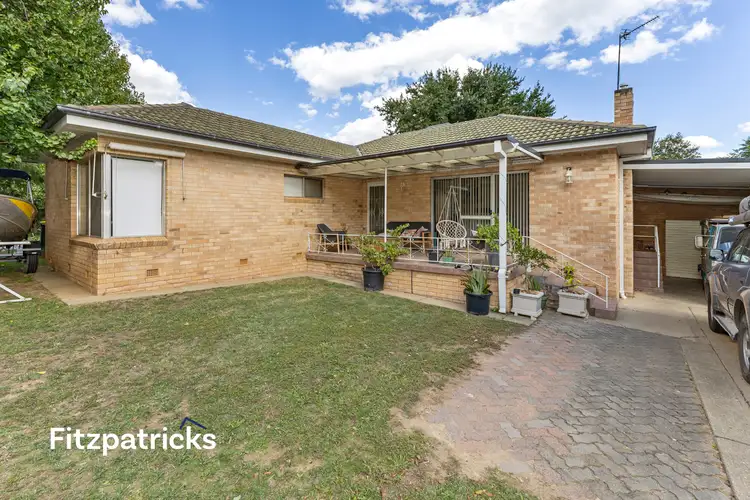 10 Acacia Street, Kooringal NSW 2650