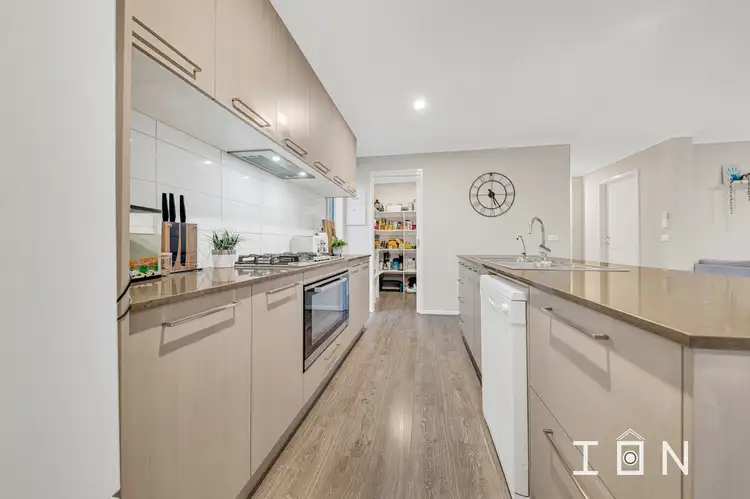 Fifth view of Homely house listing, 2 Moxham Drive, Clyde North VIC 3978