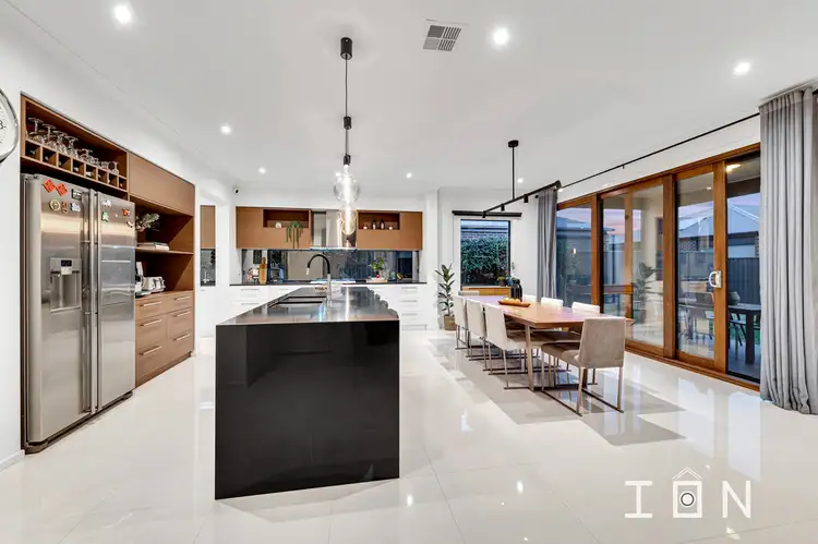 Fifth view of Homely house listing, 5 Langside Grove, Cranbourne East VIC 3977