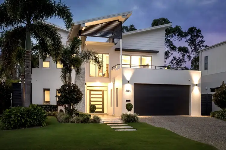 6006 The Boulevard, Benowa QLD 4217