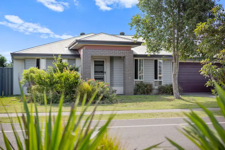 39 Seaside Boulevard, Fern Bay NSW 2295