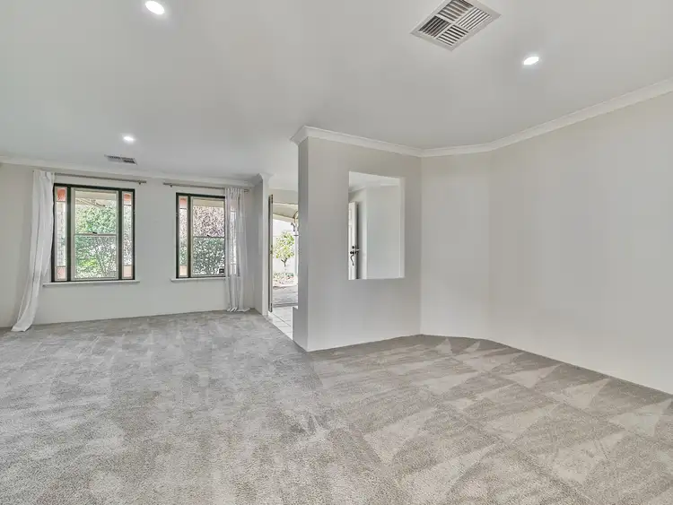 Sixth view of Homely house listing, 6 Woodbury Mews, Landsdale WA 6065