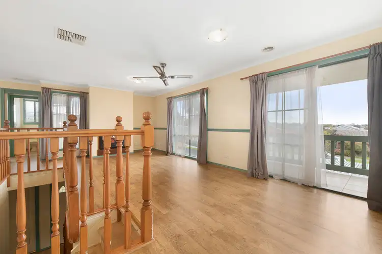 Fourth view of Homely house listing, 1 Windsor Grange Court, Skye VIC 3977