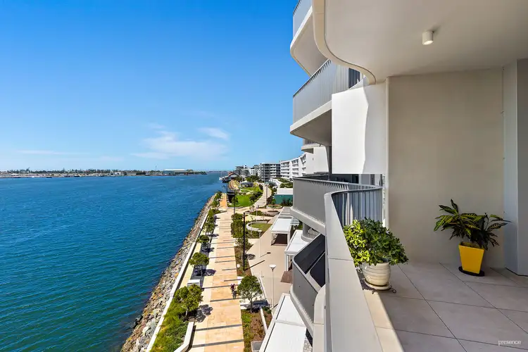 411/33 Honeysuckle Drive, Newcastle NSW 2300
