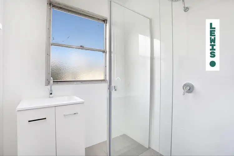 Fifth view of Homely house listing, 4 Railway Crescent, Broadmeadows VIC 3047