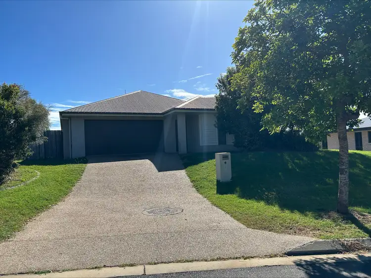 4 Wentworth Place, Glen Eden QLD 4680
