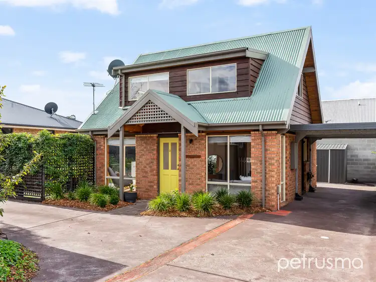 3/2 Alamein Avenue, Bellerive TAS 7018