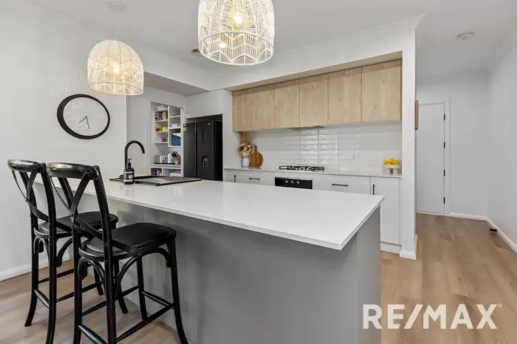 Fifth view of Homely house listing, 18 Winter Avenue, Gobbagombalin NSW 2650