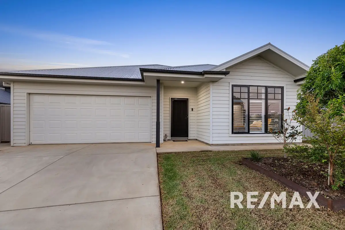 Main view of Homely house listing, 32 Wiveon Street, Gobbagombalin NSW 2650