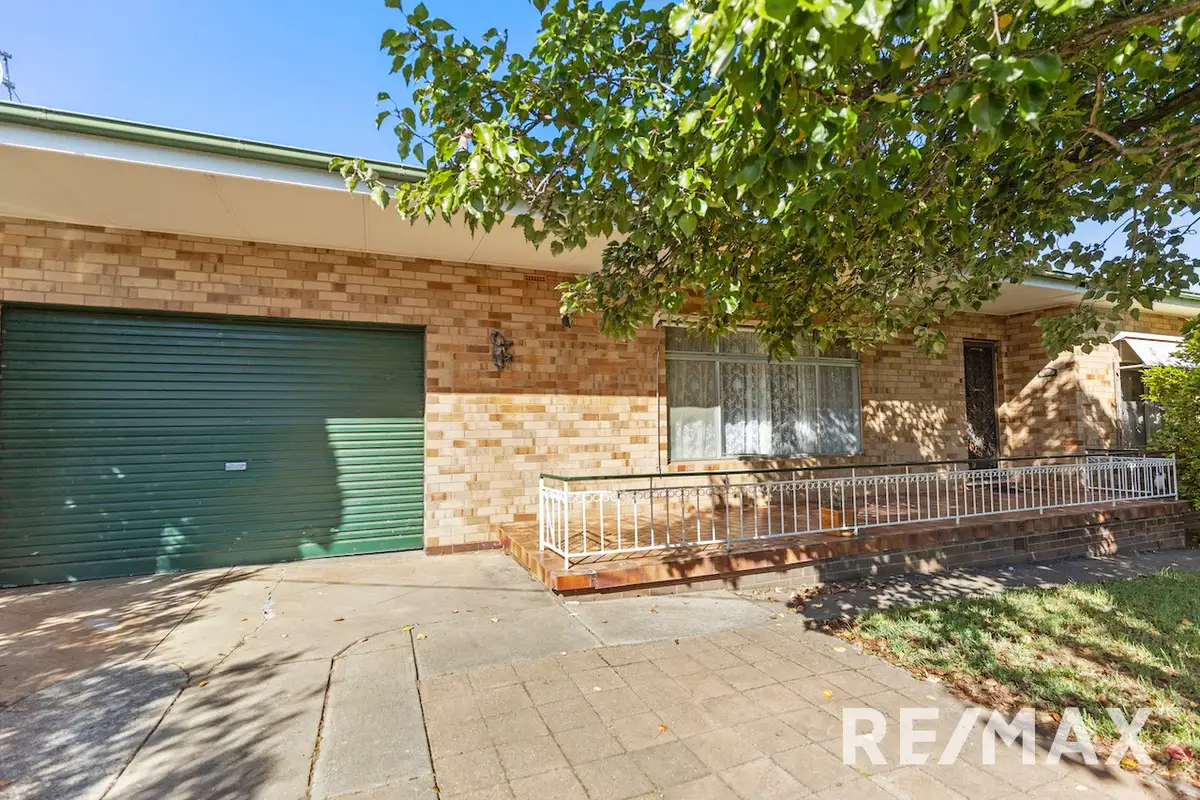 Main view of Homely house listing, 40 Walteela Avenue, Mount Austin NSW 2650