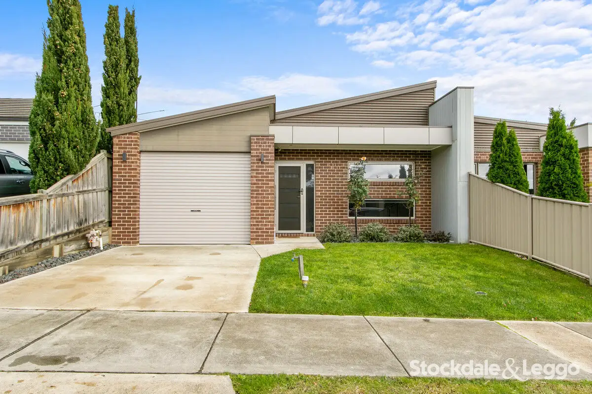 Main view of Homely townhouse listing, 15a McNulty Drive, Traralgon VIC 3844