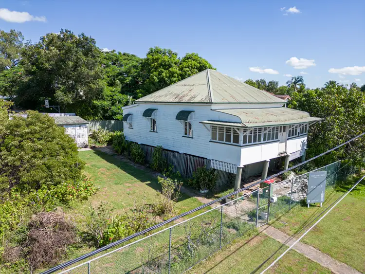 4 View Street, Woodend QLD 4305