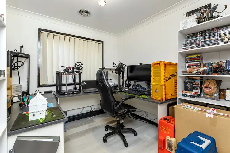 Sixth view of Homely house listing, 40 Girraween Mews, Glenfield Park NSW 2650