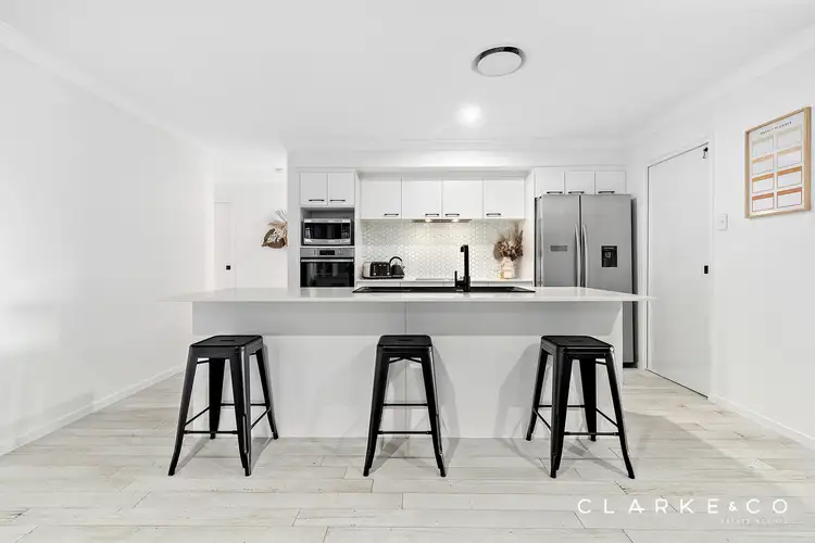 Sixth view of Homely house listing, 10 Plover Circuit, Aberglasslyn NSW 2320