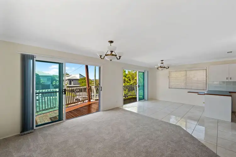 8 Windsor Avenue, Moffat Beach QLD 4551