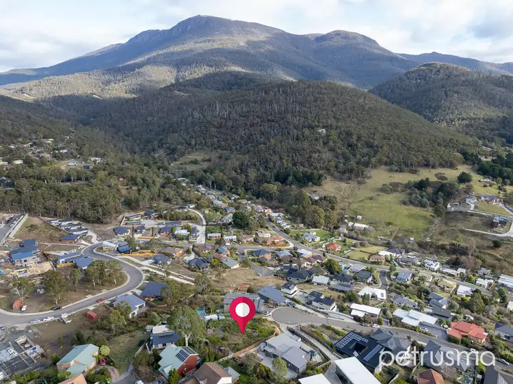 30 Jeannette Court, Lenah Valley TAS 7008