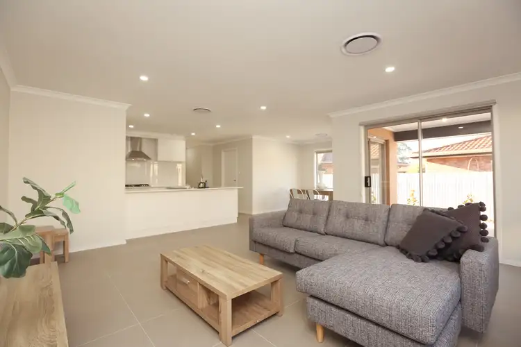 8 Beale Street, Griffith NSW 2680