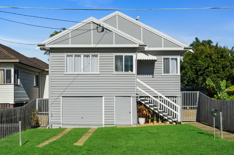 5 Arundal Street, Brighton QLD 4017