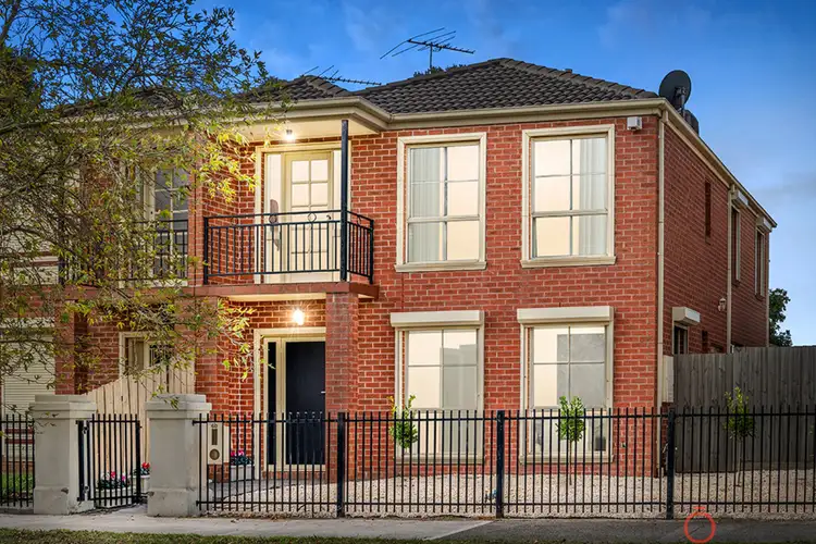 60 The Lakes Boulevard, South Morang VIC 3752