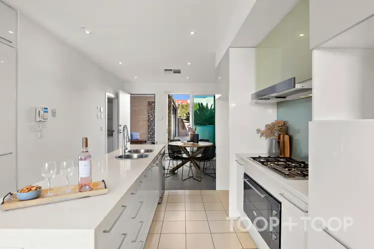 Fifth view of Homely house listing, 5 Tarni Court, New Port SA 5015