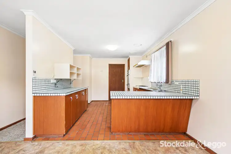 Fifth view of Homely unit listing, 2/2 Davey Street, Morwell VIC 3840