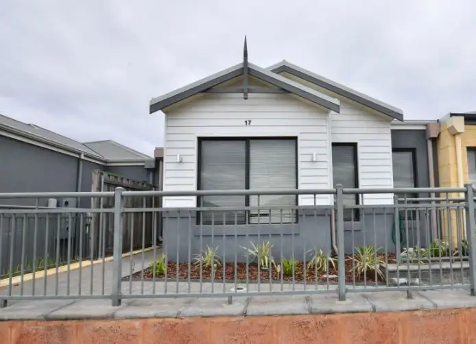 17 Pineroo Terrace, Ellenbrook WA 6069