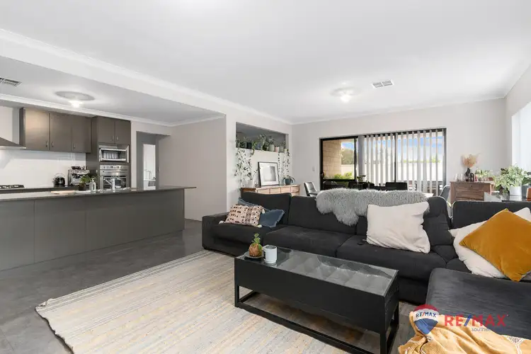 Sixth view of Homely house listing, 4 Myall Close, Wattle Grove WA 6107