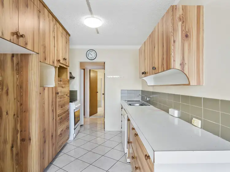 Sixth view of Homely unit listing, 2/14 Orvieto Avenue, Mermaid Waters QLD 4218