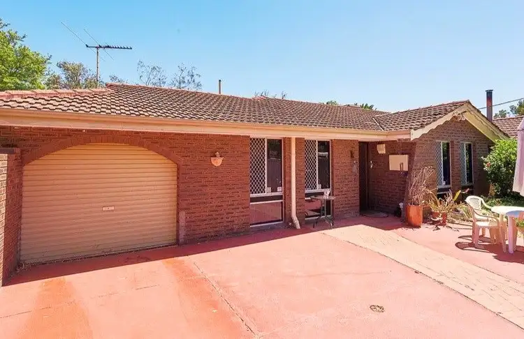 45 Coops Avenue, Thornlie WA 6108