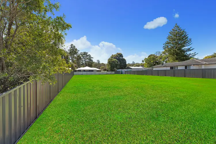 27 Barralong Road, Erina NSW 2250