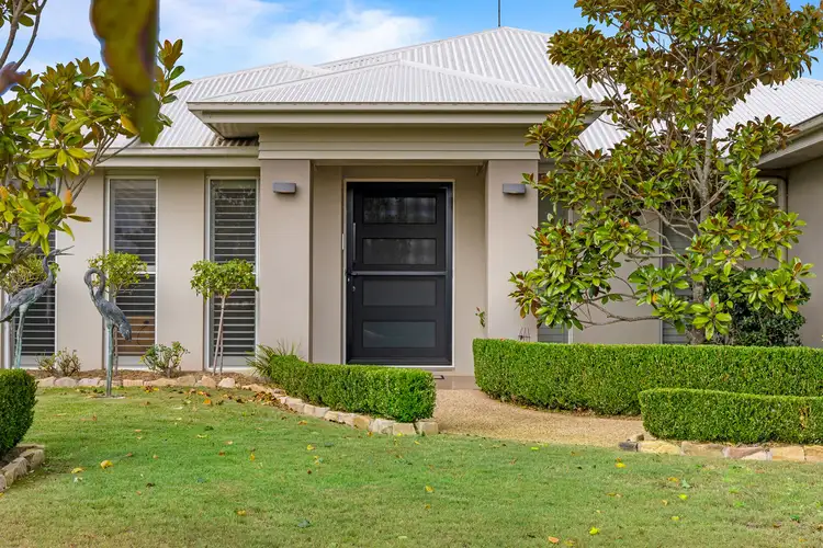 10 Fallon Drive, Middle Ridge QLD 4350