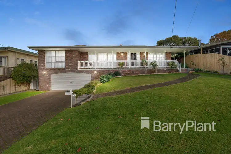 84 Seventh Avenue, Rosebud VIC 3939