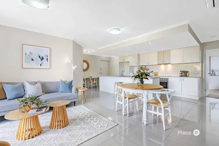 18/36 Kitchener Street, Coorparoo QLD 4151