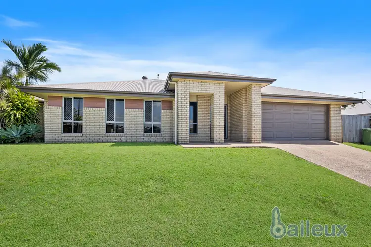 2 Highcrest Court, Bucasia QLD 4750