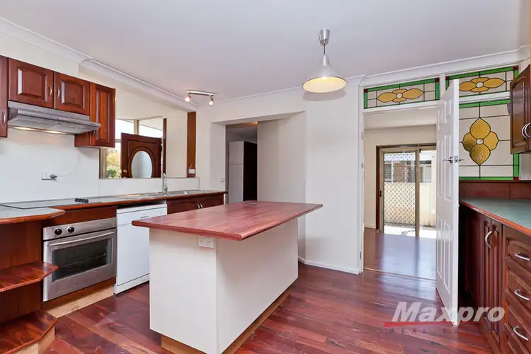 Second view of Homely house listing, 6 Westbourne Way, Lynwood WA 6147