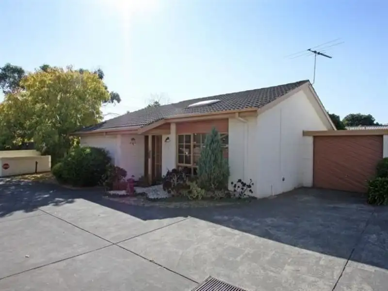 Main view of Homely unit listing, 1/193 Mount Eliza Way, Mount Eliza VIC 3930
