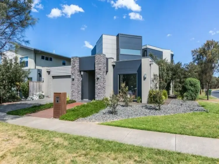 2 Links Drive, Torquay VIC 3228
