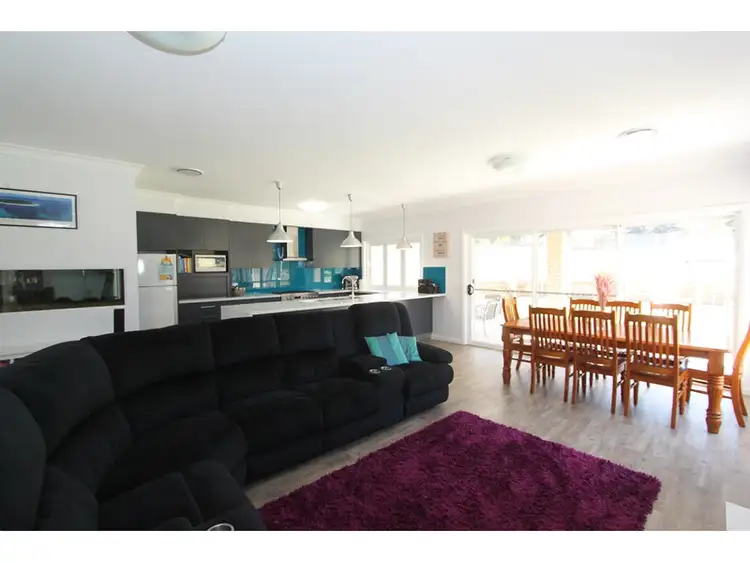 Fifth view of Homely house listing, 33 Ridgeview Close, White Rock NSW 2795
