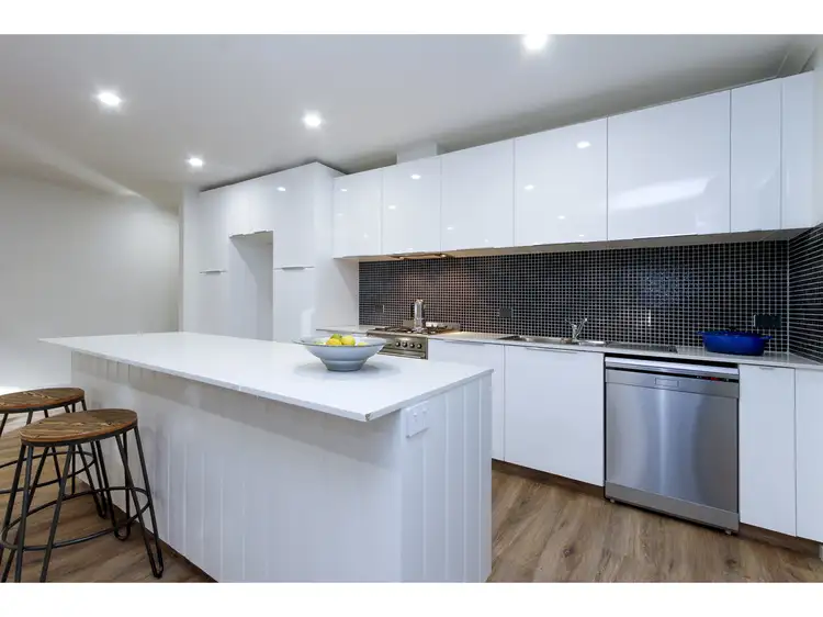 Fourth view of Homely unit listing, 33A Palmerston Street, Sale VIC 3850