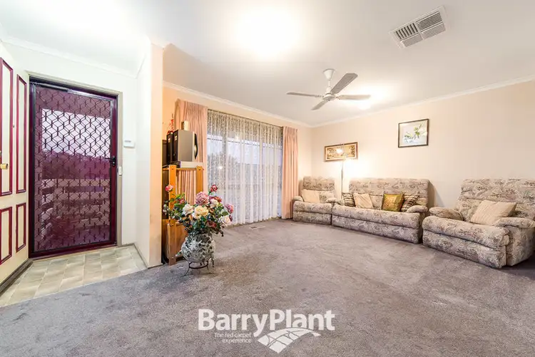 Second view of Homely house listing, 15 Angus Court, Pakenham VIC 3810