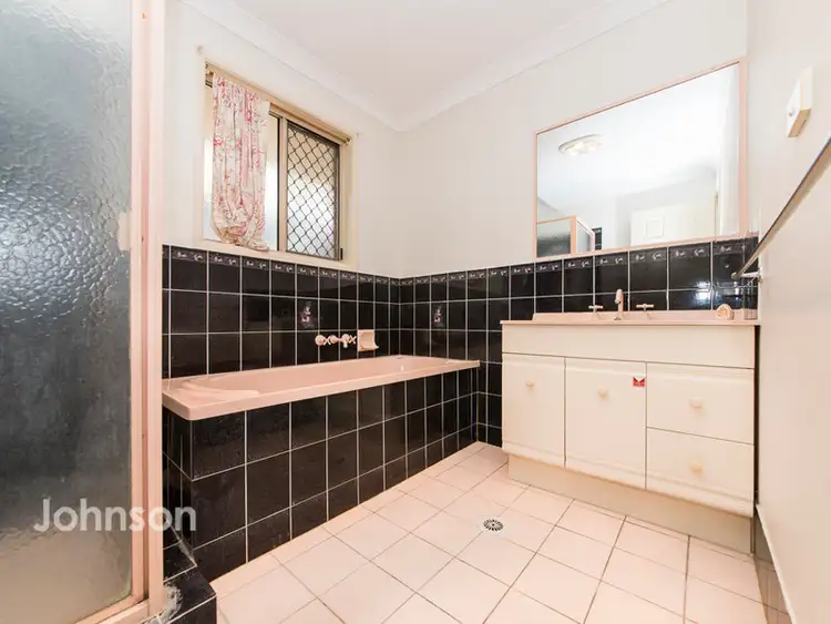 Sixth view of Homely house listing, 3 Bilby Place, Doolandella QLD 4077