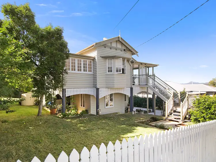 4 Jackes Street, Eastern Heights QLD 4305